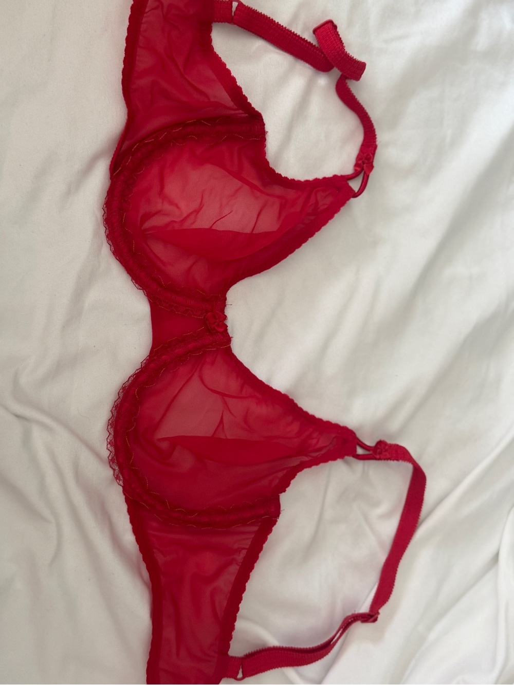 Vintage 80’s 90’s Marilyn Monroe by Warner’s Red Sheer Mesh Underwire Bra 34C